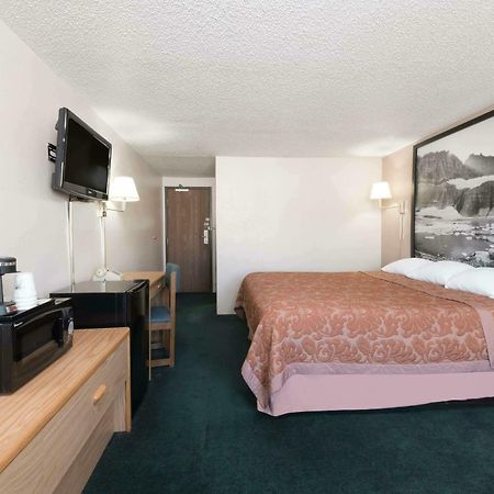 Super 8 By Wyndham Glendive Hotel Luaran gambar