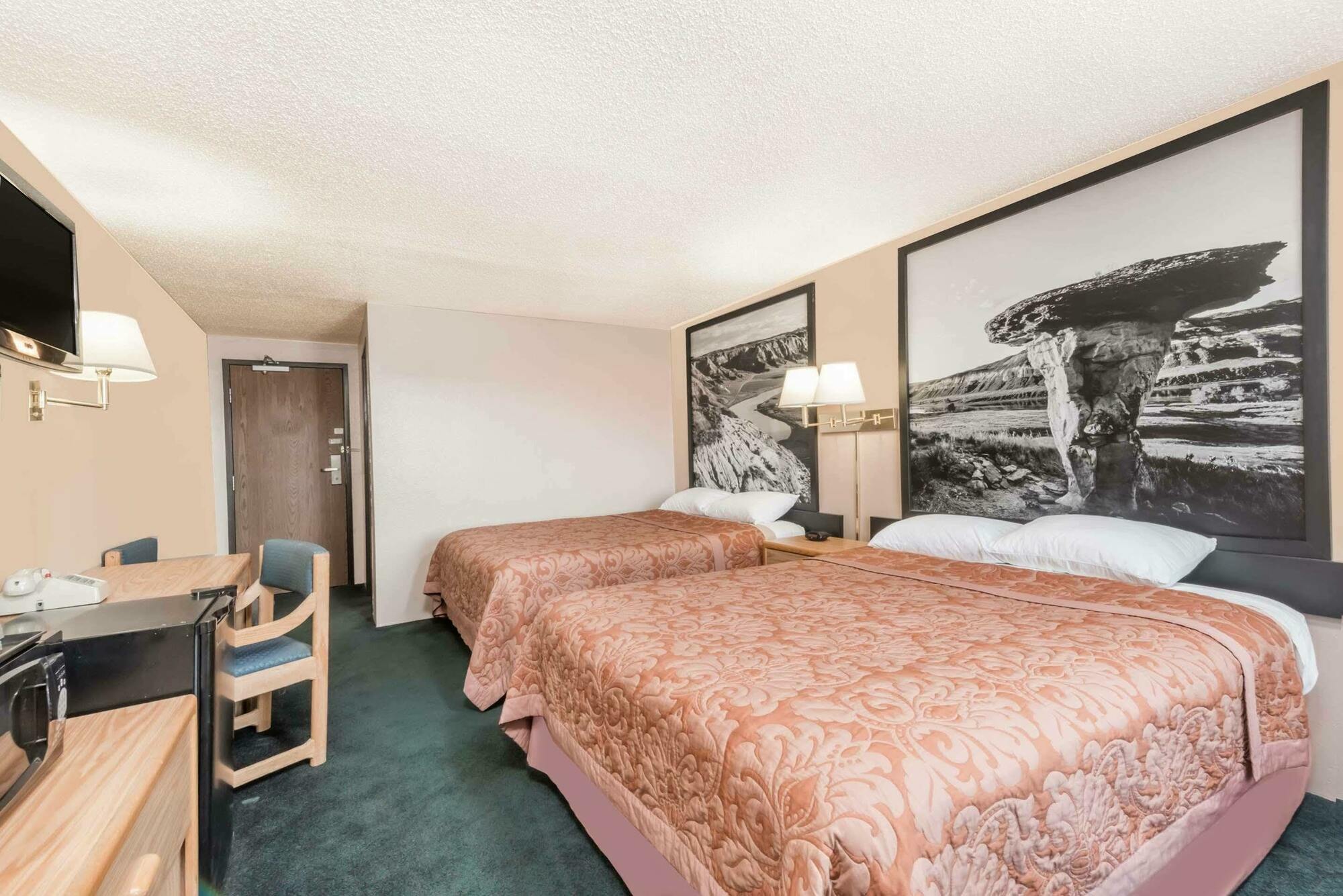 Super 8 By Wyndham Glendive Hotel Luaran gambar